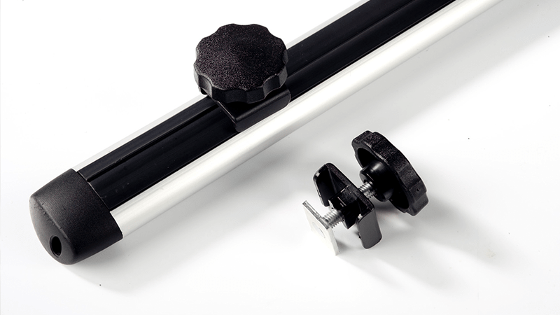 Befestigung mit T-Nut-Adapter Befestigung mit T-Nut-Adapter