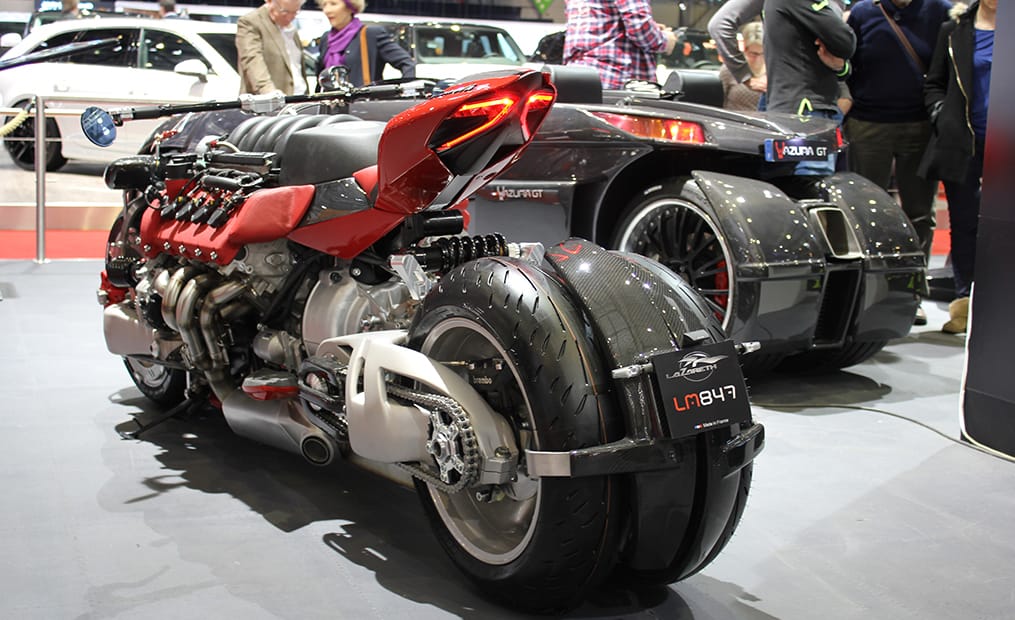 Eindeutig wurde das Lazareth LM847 um einen V8-Motor eines Maserati Quattroporte herumgebaut. 4,7 Liter Hubraum, 470 PS - das sitzt!