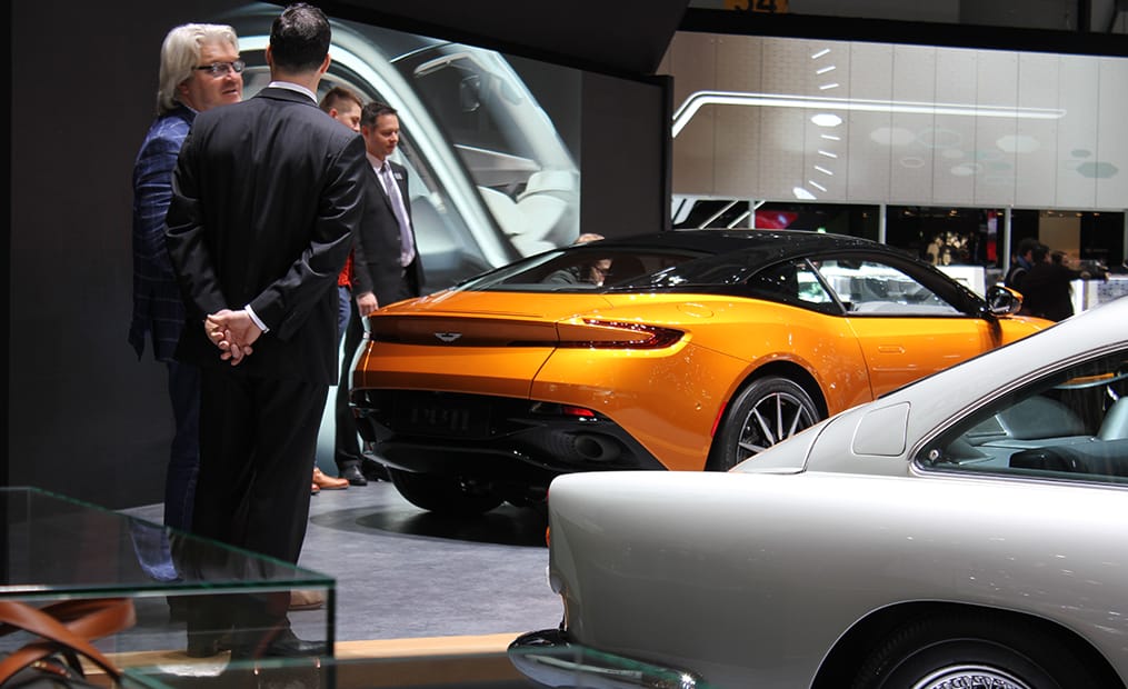 Aston Martin - Teure Heckansichten, aber auch nur für ausgewähltes Publikum. Und der DB 11 markiert einen weiteren Baustein der Luxusmarke.