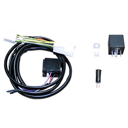 Relais mit 8poligem Adapter