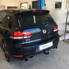 Spoiler VW Golf VI GTI - mit Ausschnitt inklusive Abdeckung Originalteil  von VW bei Rameder