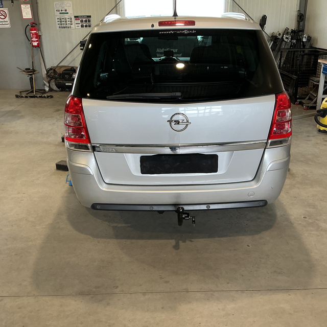 Anhangerkupplung Opel Zafira B