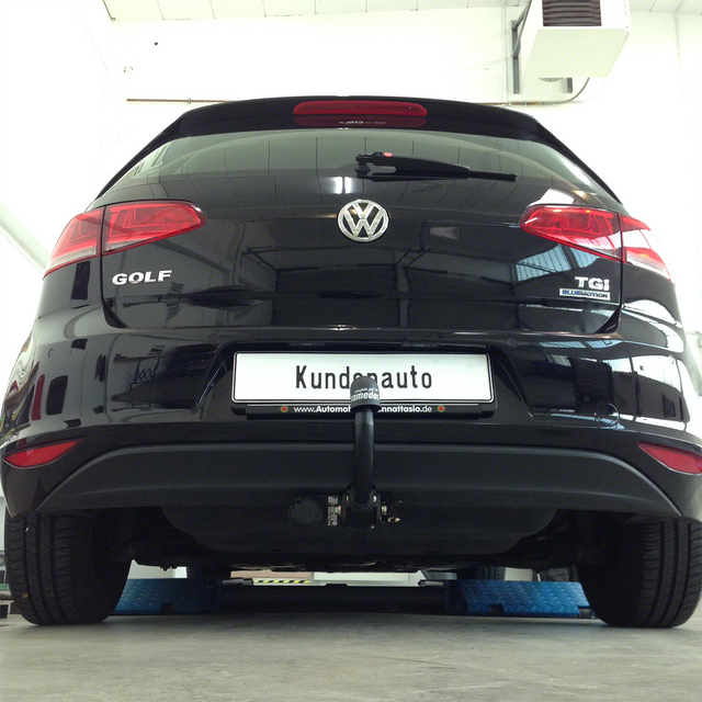 AUTOHAK Anhängerkupplung VW GOLF VII abnehmbar + 13pol Elektrik Bj