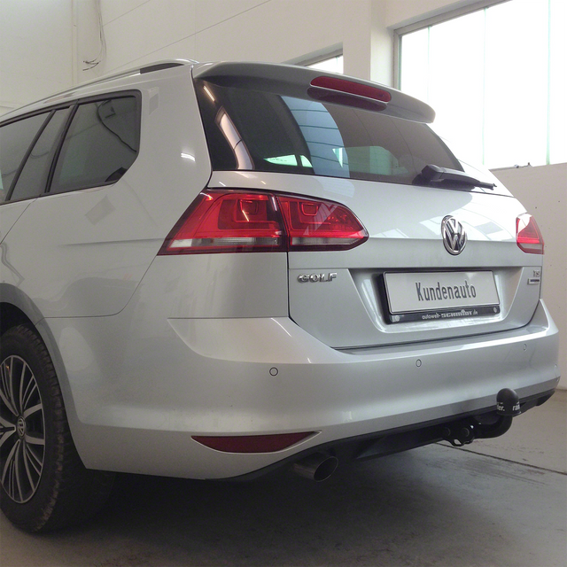 Westfalia Anhängerkupplung VW GOLF VII Variant starr + 13pol Elektrik