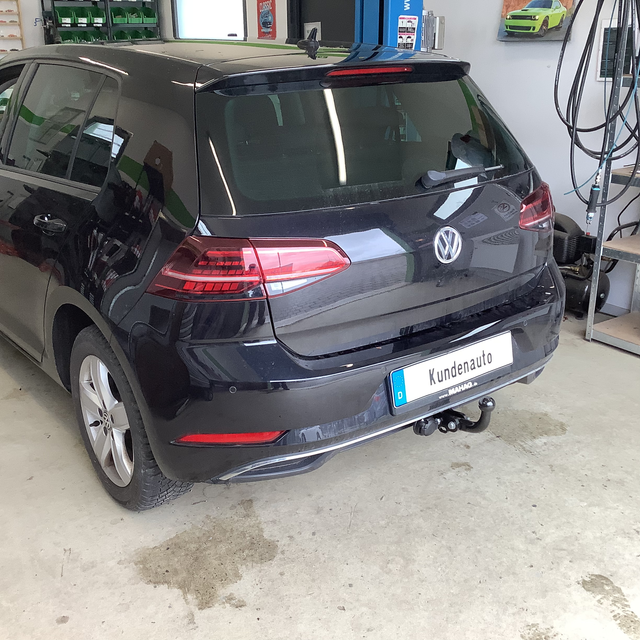 Westfalia Anhängerkupplung VW GOLF VII starr Bj 1221